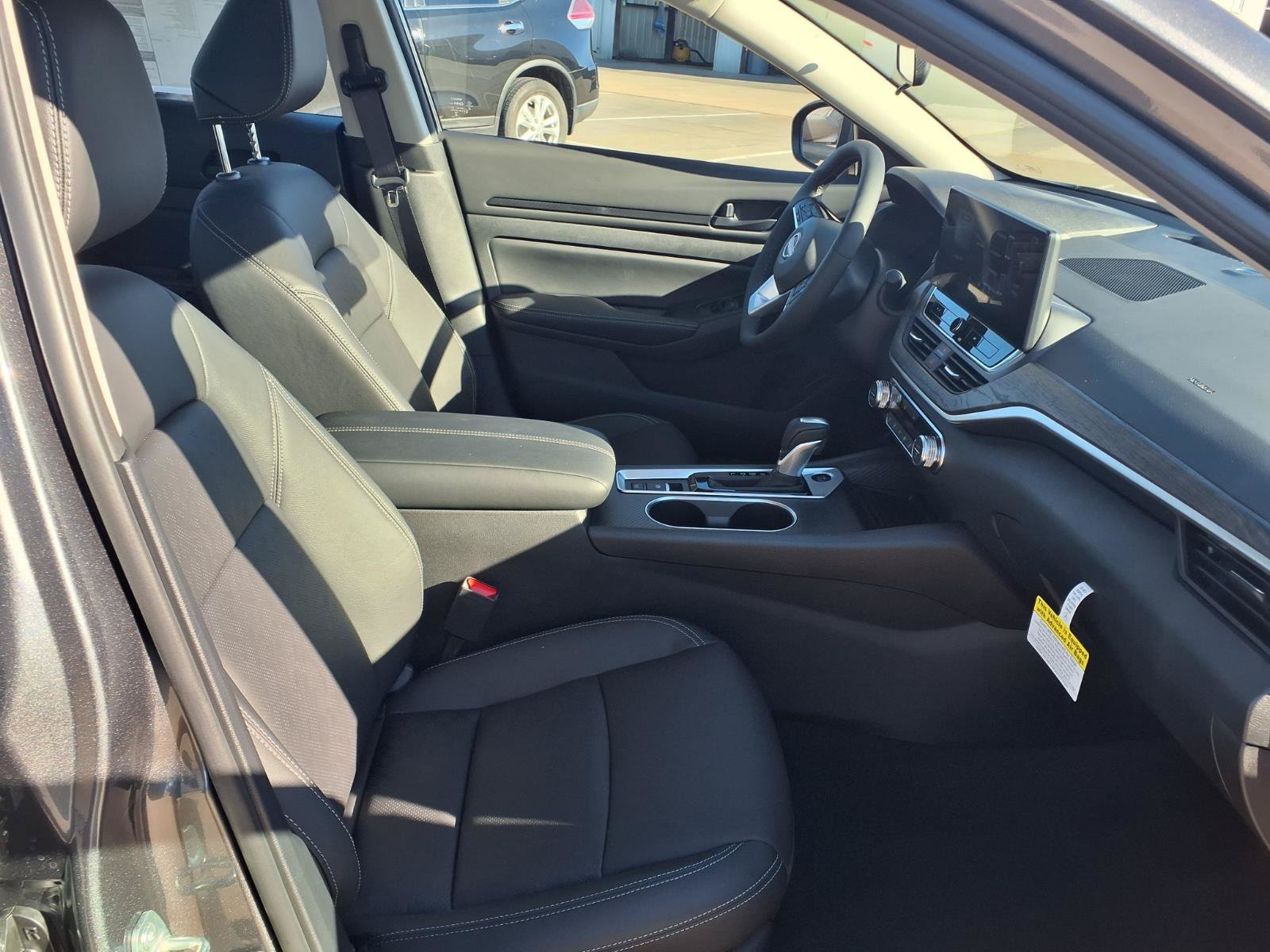New 2026 Nissan Altima 2.5 SV w/ SV Premium Package FWD image 14