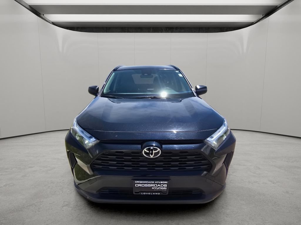 Used 2025 Toyota RAV4 LE AWD/4WD image 8