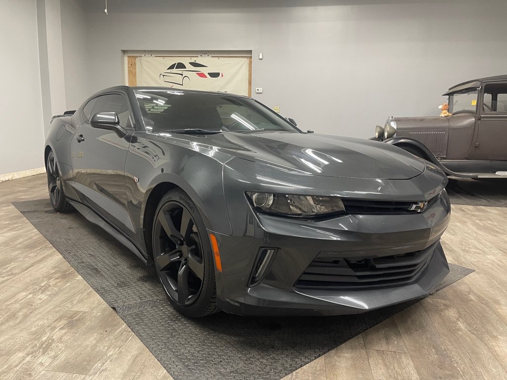 Used 2017 Chevrolet Camaro LS RWD image 5