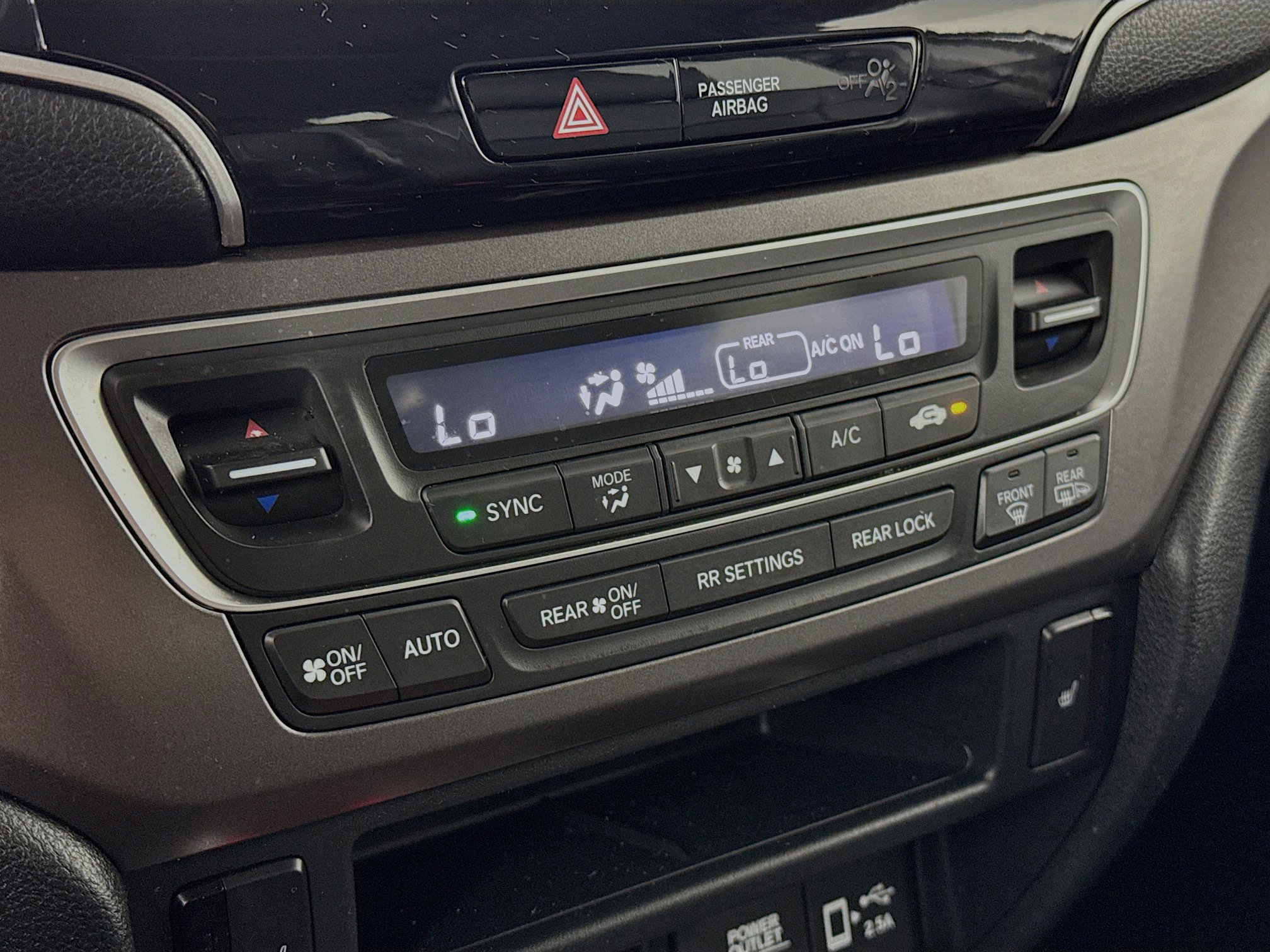 Certified 2021 Honda Pilot Special Edition image 15