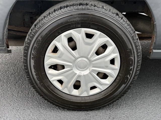 Used 2016 Ford Transit 350 XLT RWD image 8