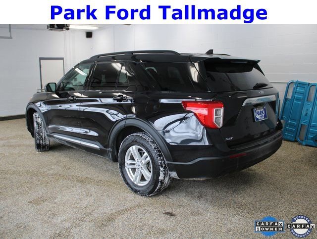 Used 2022 Ford Explorer XLT image 2