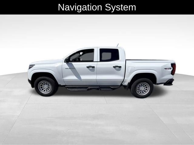 Used 2025 Chevrolet Colorado W/T w/ Advanced Trailering Package AWD/4WD image 4
