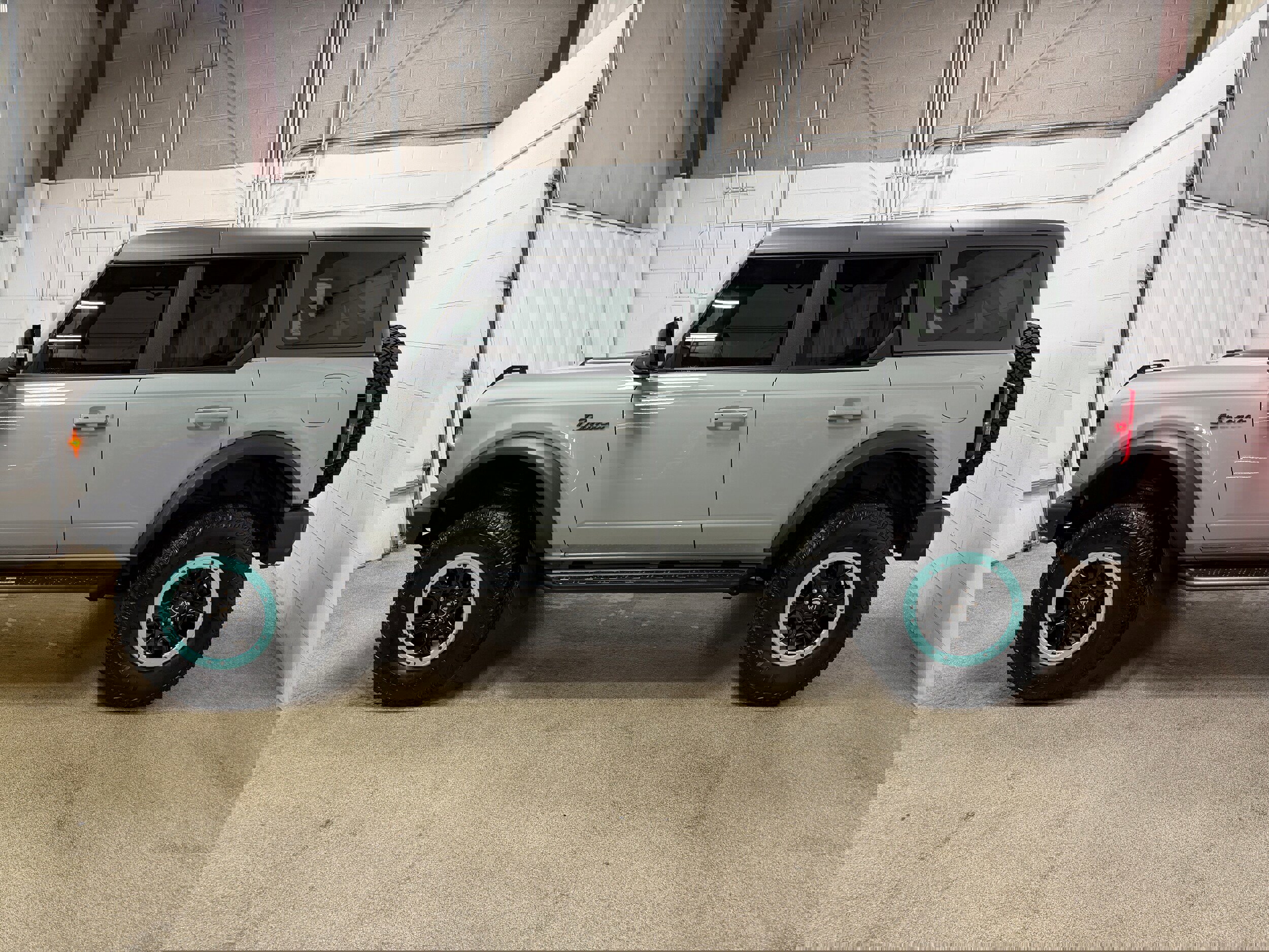 Used 2021 Ford Bronco Wildtrak image 5