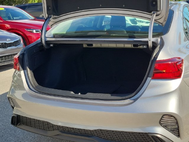 Certified 2024 Kia Forte LXS FWD image 8