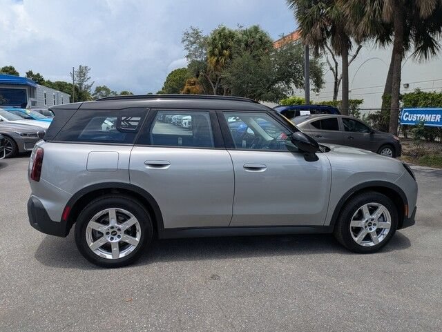 Used 2025 MINI Cooper Countryman S AWD/4WD image 4
