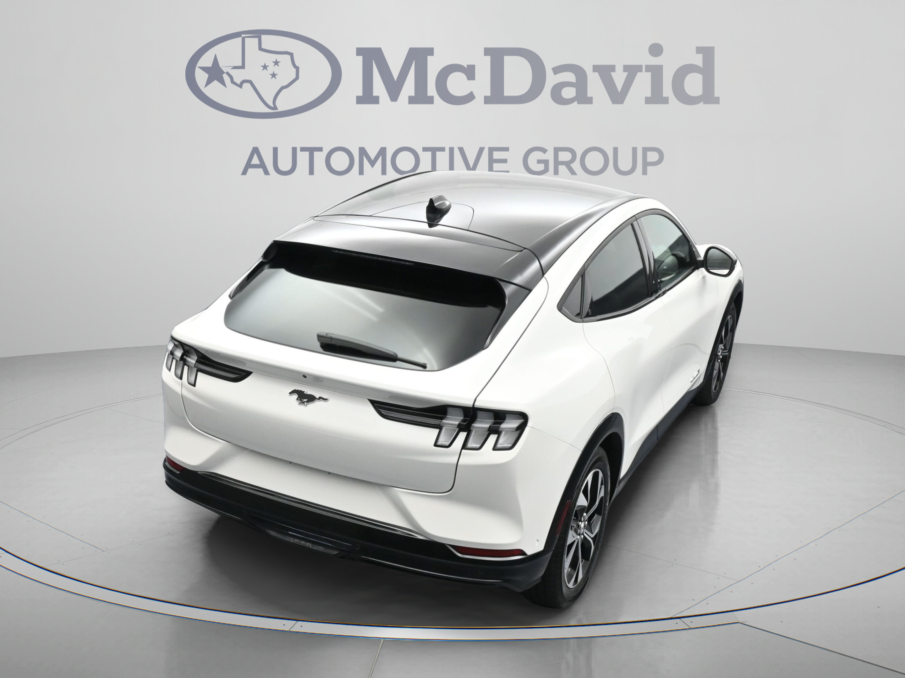 Used 2023 Ford Mustang Mach-E Premium AWD/4WD image 39
