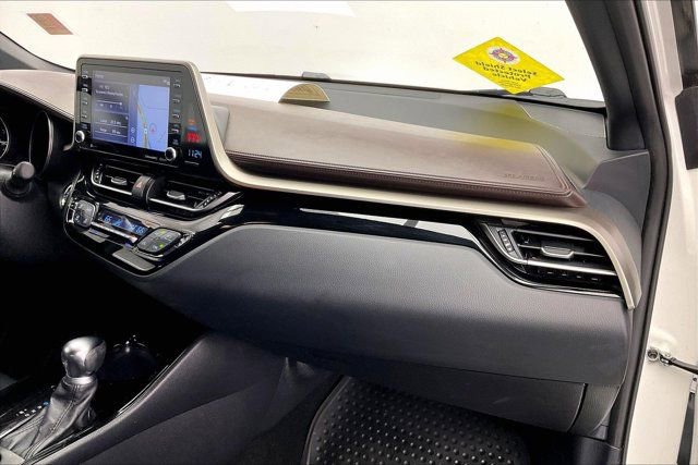 Used 2019 Toyota C-HR Limited image 16