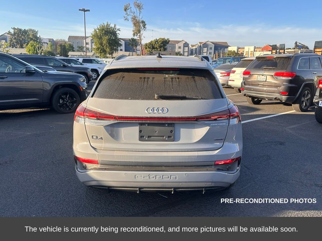 Used 2024 Audi Q4 e-tron Premium w/ Convenience Package image 4