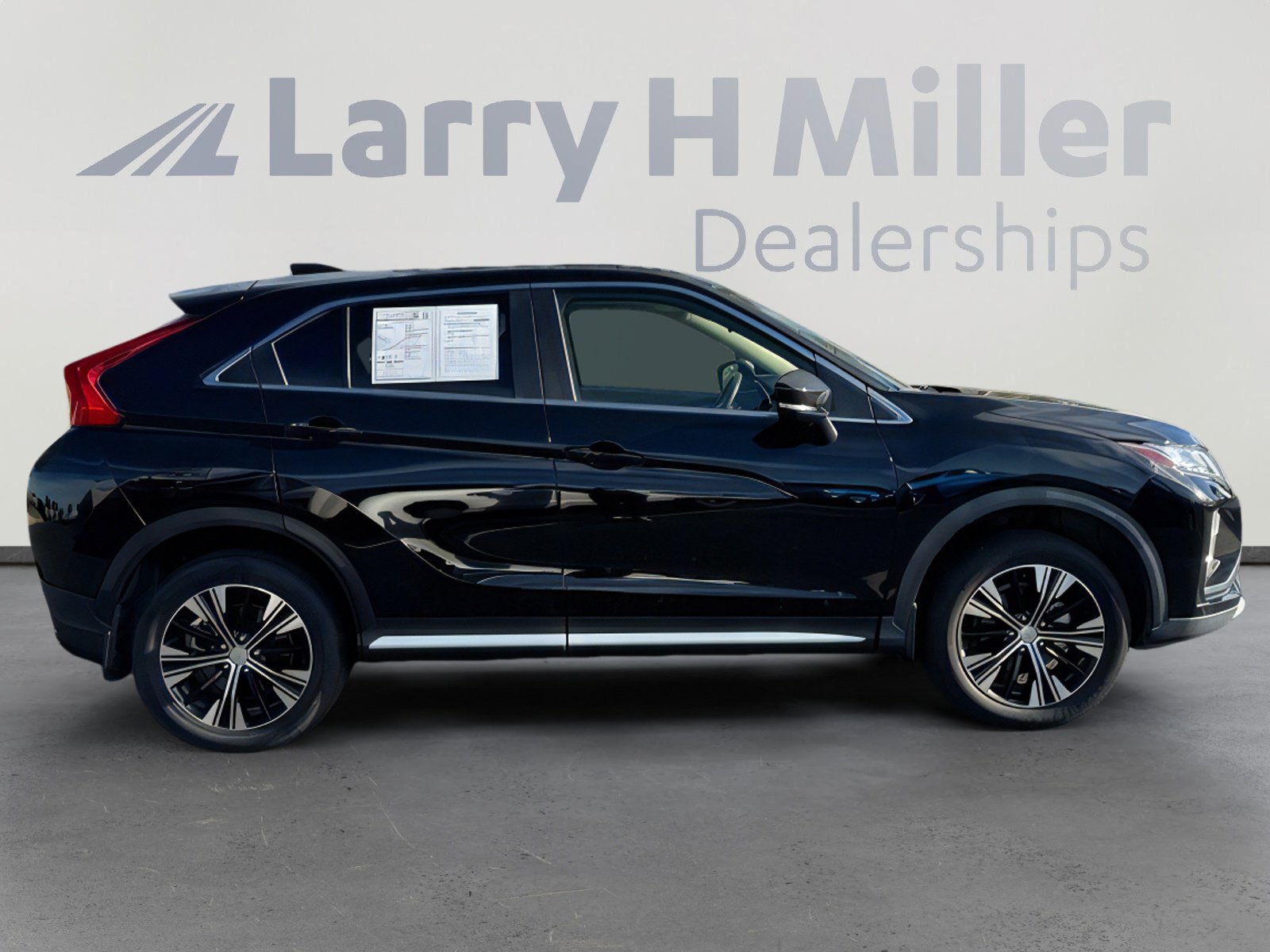 Used 2018 Mitsubishi Eclipse Cross SEL image 6