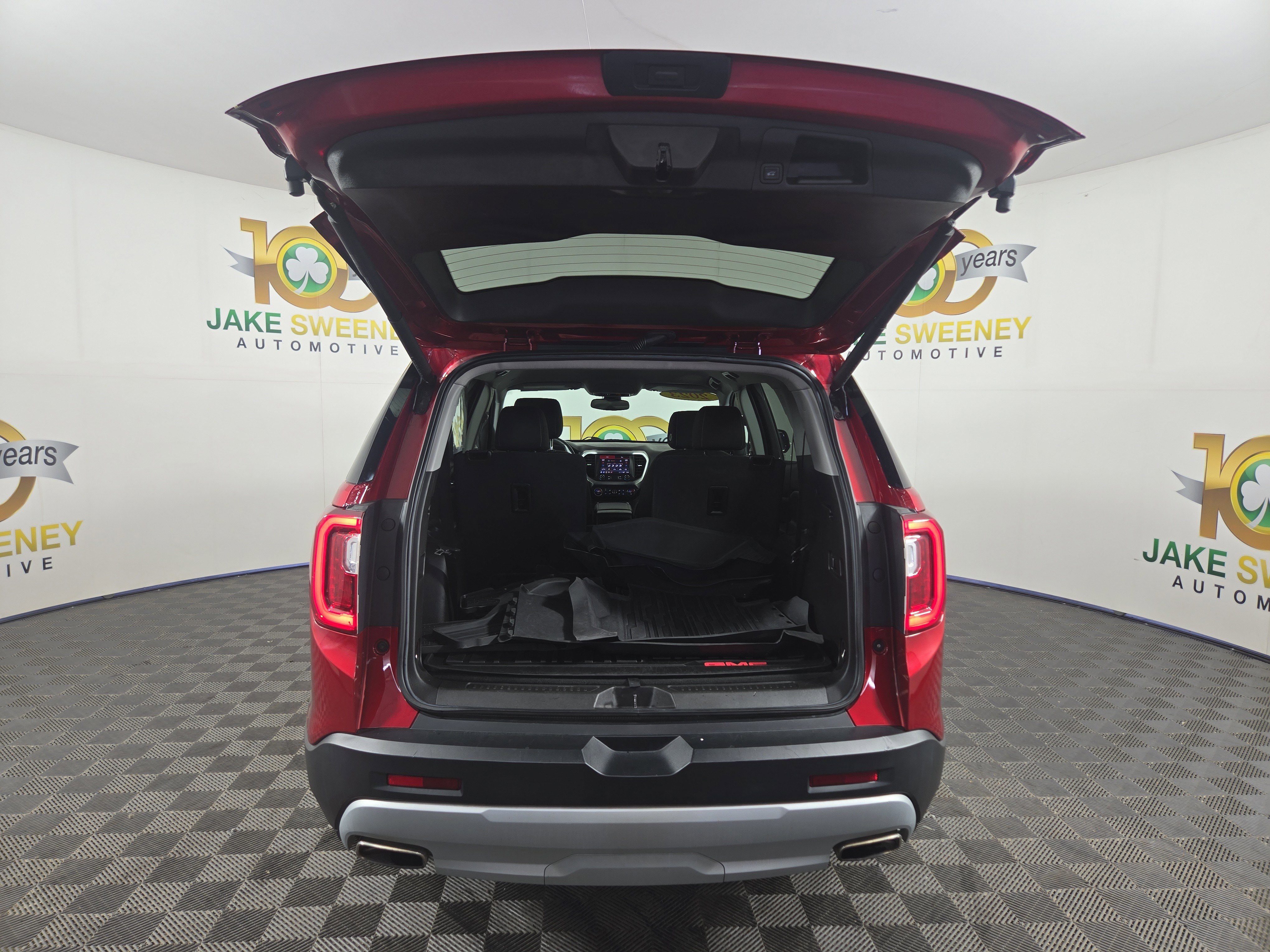 Used 2023 GMC Acadia SLE w/ Driver Convenience Package image 35