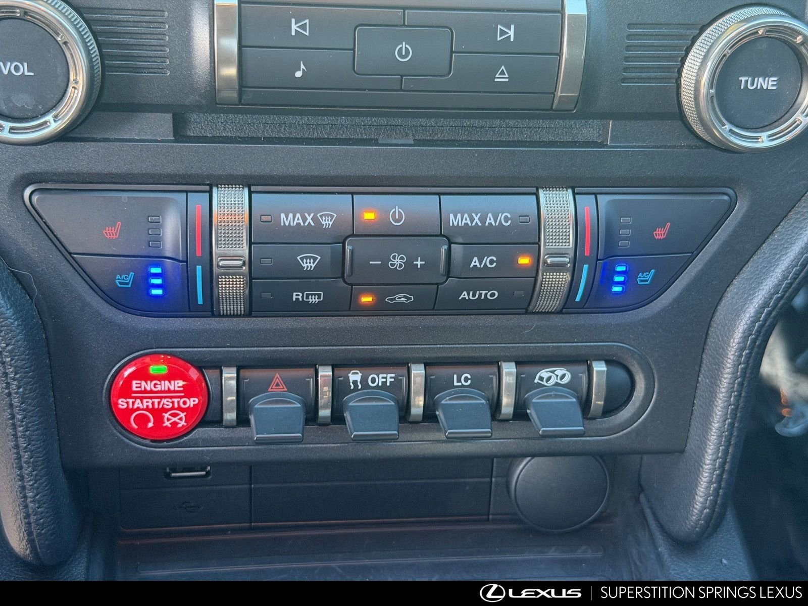 Used 2018 Ford Mustang Shelby GT350 w/ Convenience Package image 27