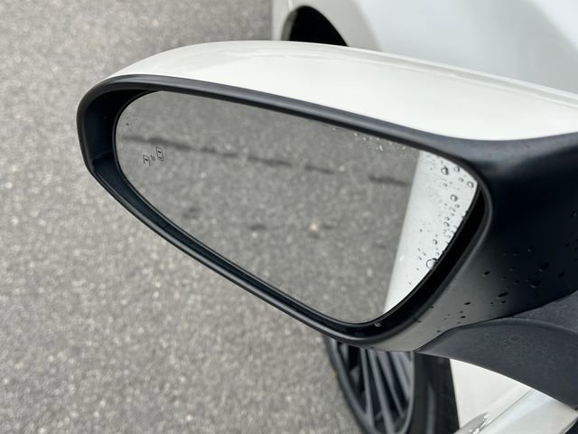 Used 2017 Toyota Camry XSE image 15