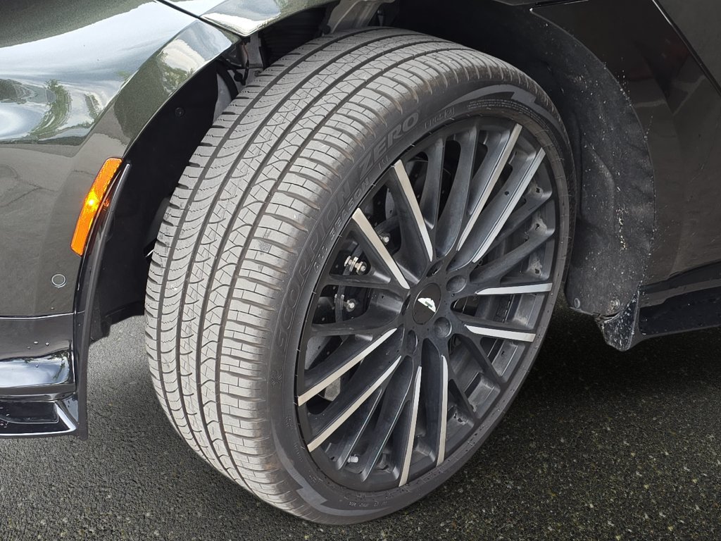 Used 2023 Aston Martin DBX 707 AWD/4WD image 35