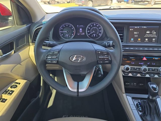 Used 2020 Hyundai Elantra SEL image 10