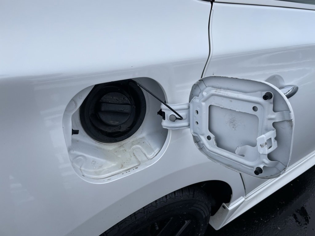 Used 2017 Nissan Sentra SR w/ SR Midnight Edition image 49