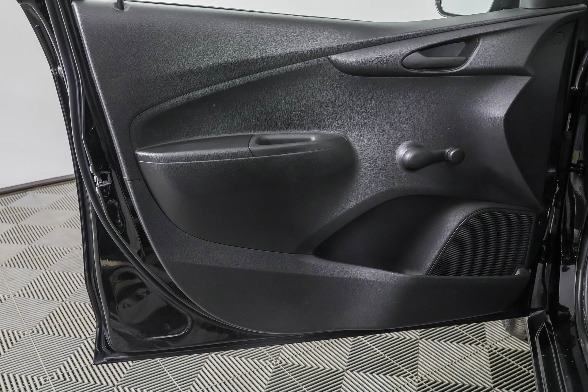 Used 2022 Chevrolet Spark LS FWD image 30