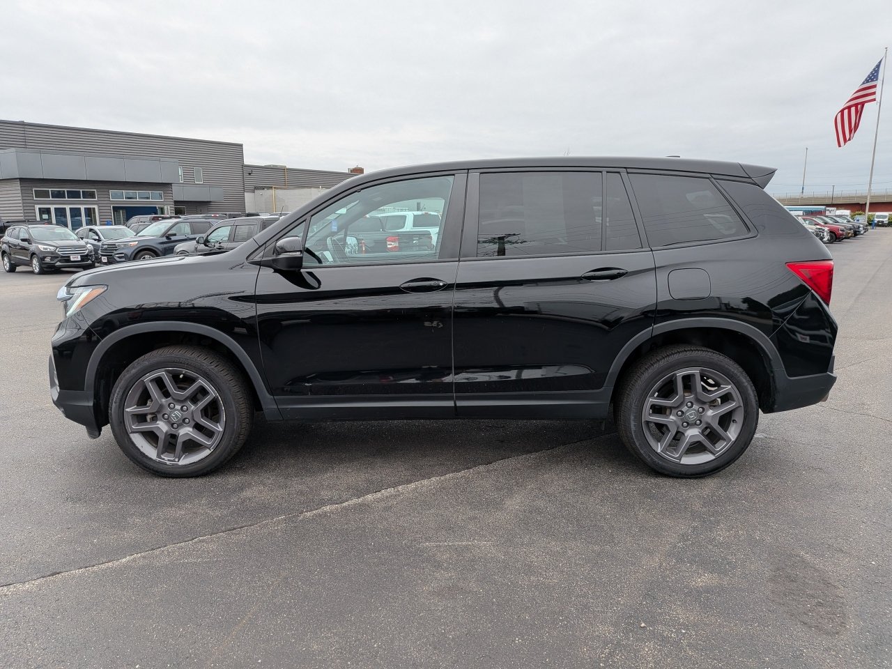 Used 2023 Honda Passport EX-L image 7