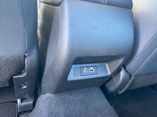 Used 2025 Nissan Altima 2.5 SV FWD image 18