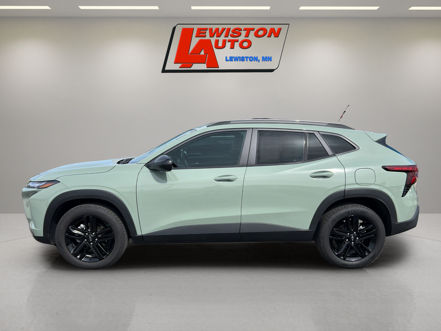 Certified 2025 Chevrolet Trax ACTIV w/ Sunroof Package FWD image 10