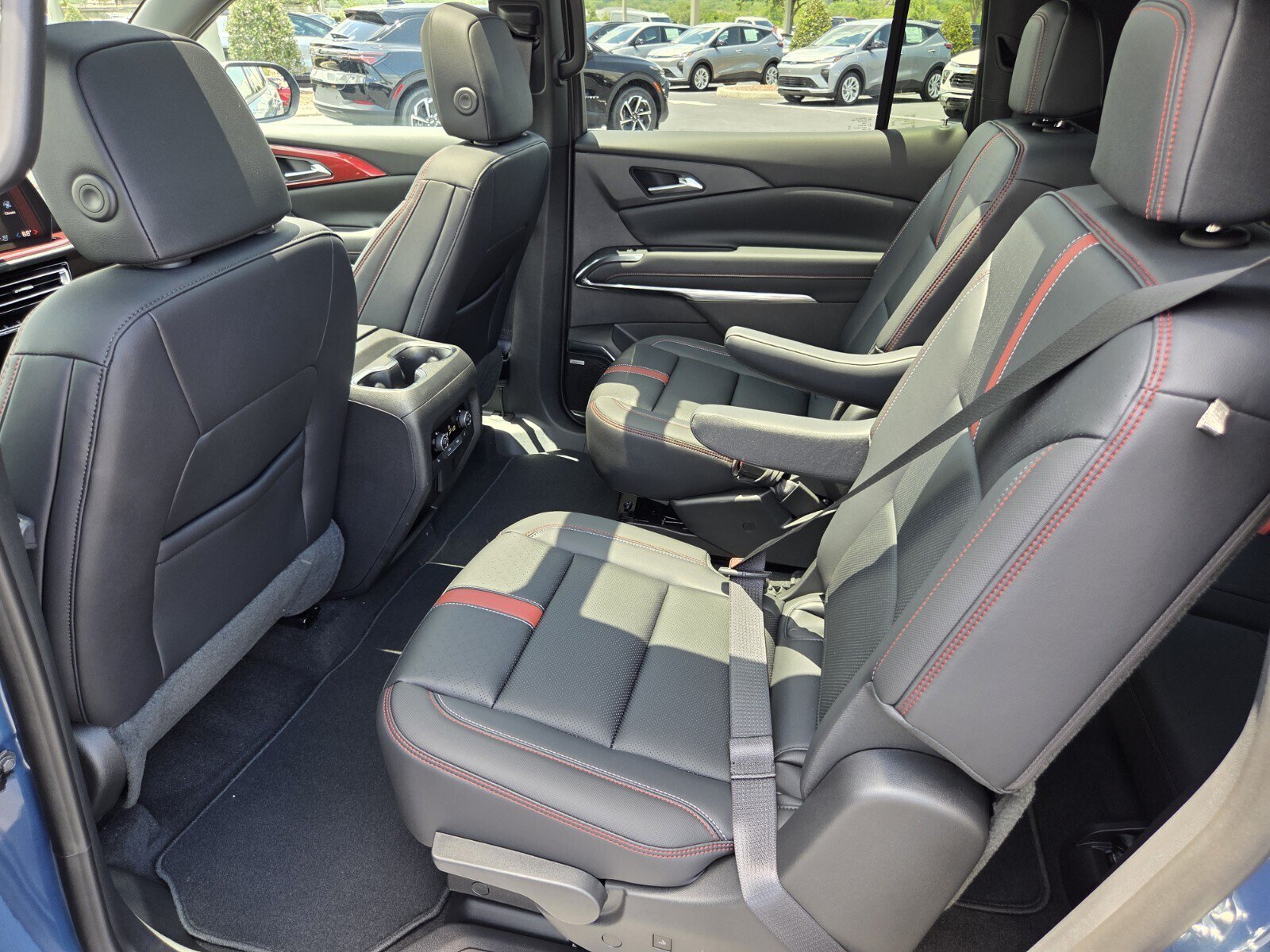 New 2026 Chevrolet Traverse RS FWD image 6