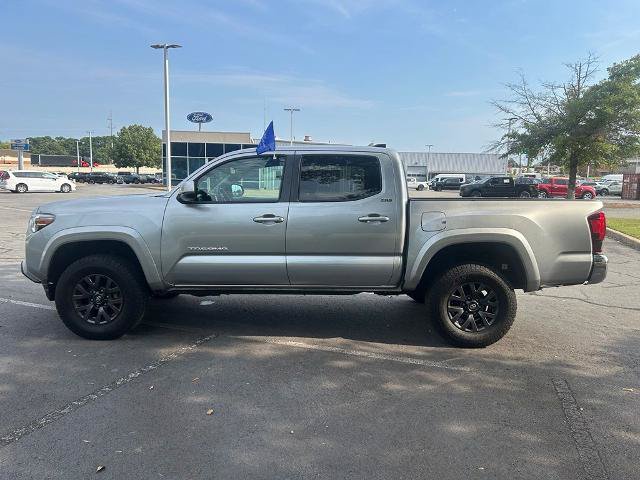 Used 2023 Toyota Tacoma SR5 RWD image 4