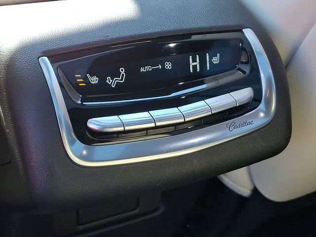 Used 2024 Cadillac XT6 Sport w/ LPO, Floor Liner Package image 9