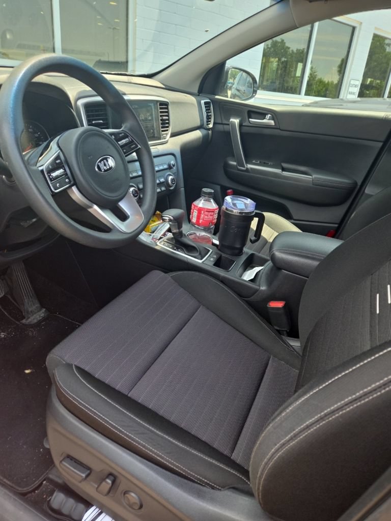 Used 2021 Kia Sportage LX w/ LX Fwd Popular Package image 3