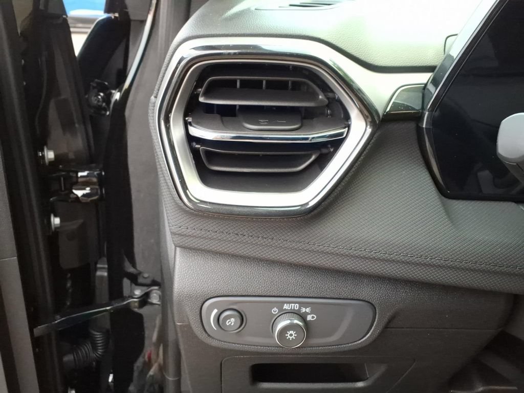 New 2026 Chevrolet TrailBlazer LS w/ LS Convenience Package FWD image 23