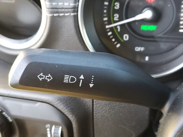 Used 2023 Jeep Wrangler Unlimited Sahara w/ Cold Weather Group image 18