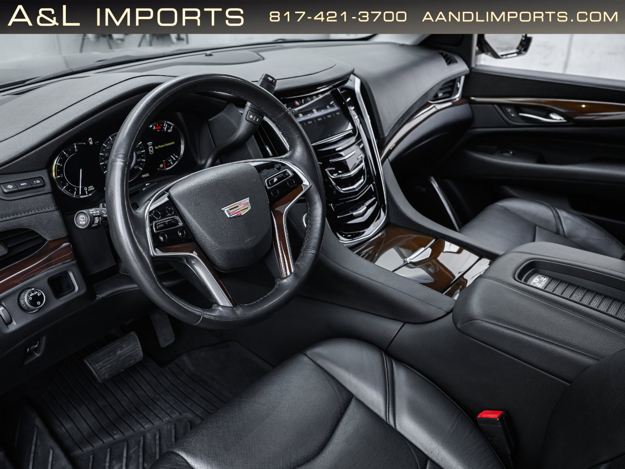 Used 2019 Cadillac Escalade ESV Premium Luxury image 2