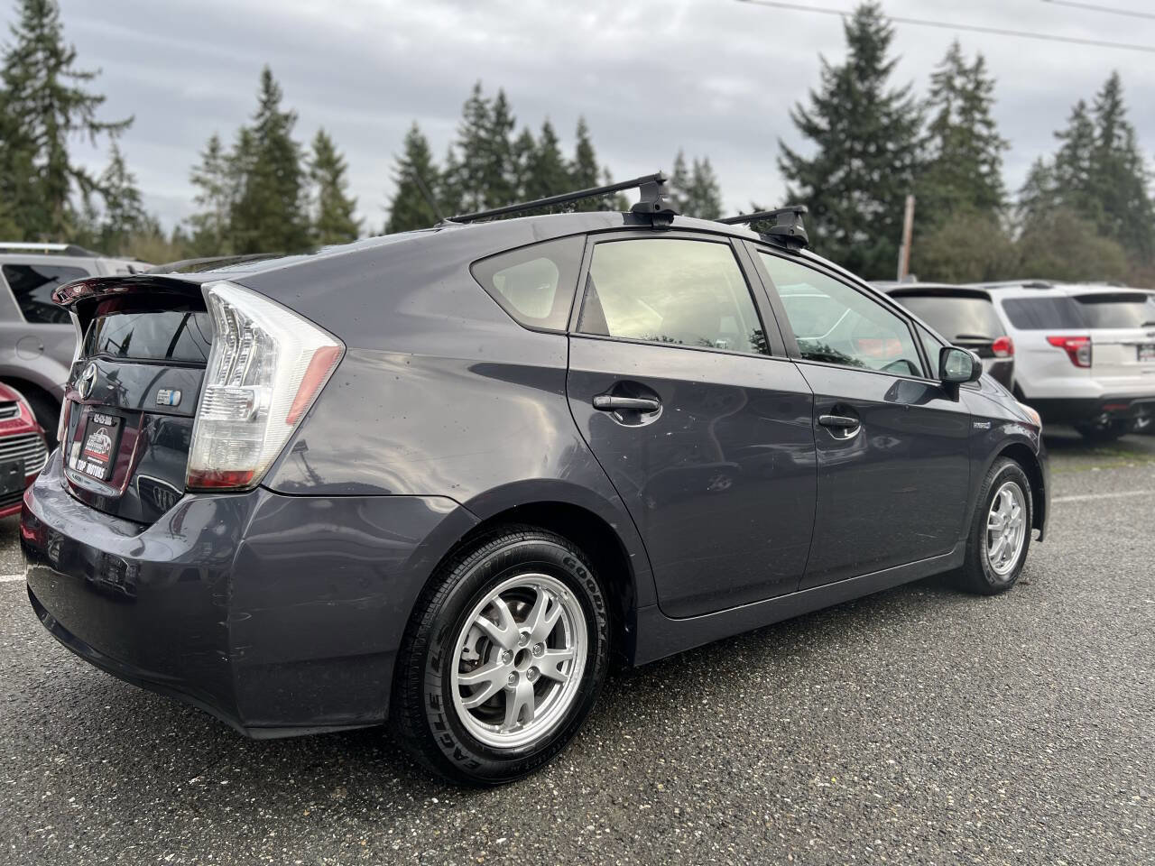 Used 2010 Toyota Prius Three image 5
