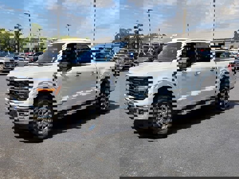 Used 2024 Ford F150 XLT w/ Mobile Office Package image 3