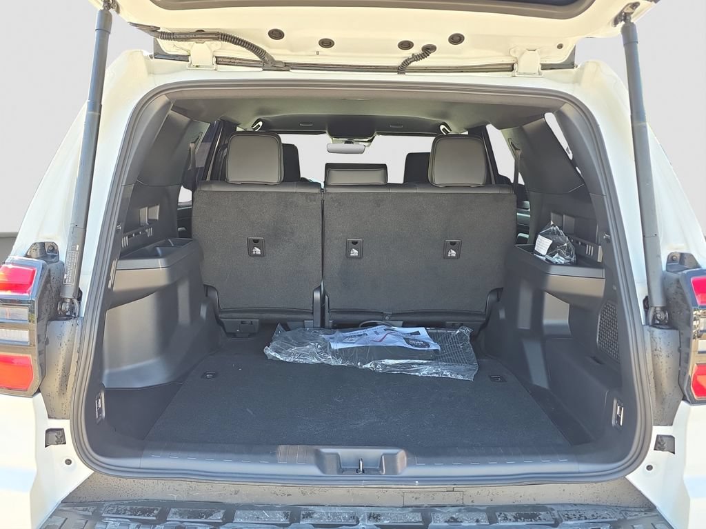Used 2025 Toyota 4Runner TRD Off-Road Premium AWD/4WD image 17