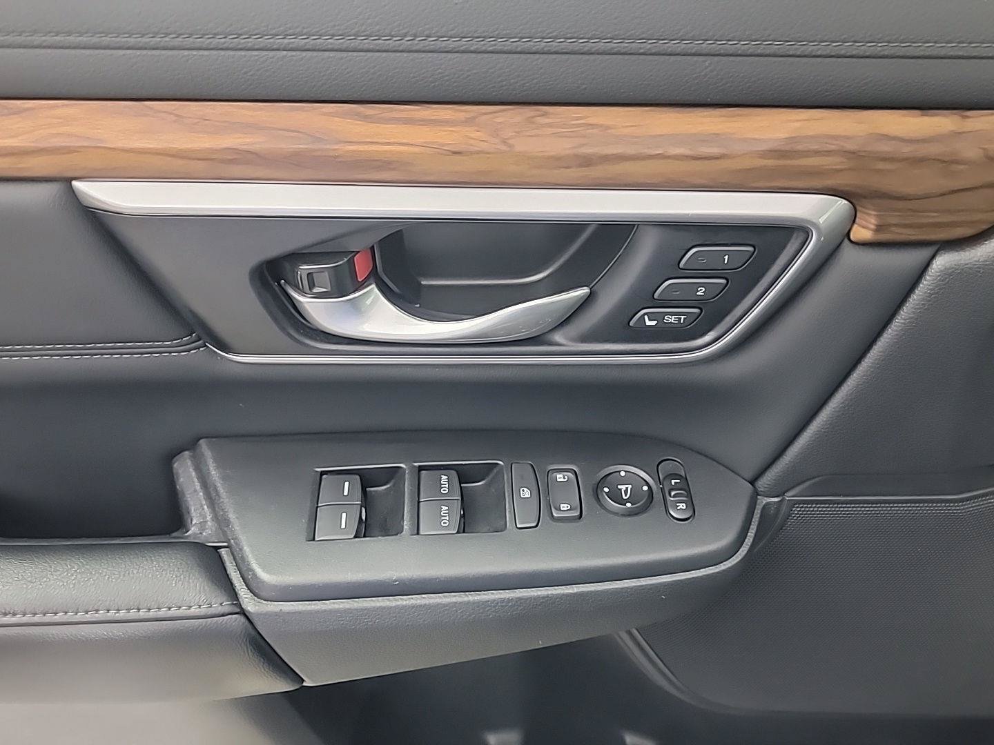 Certified 2020 Honda CR-V Touring image 36