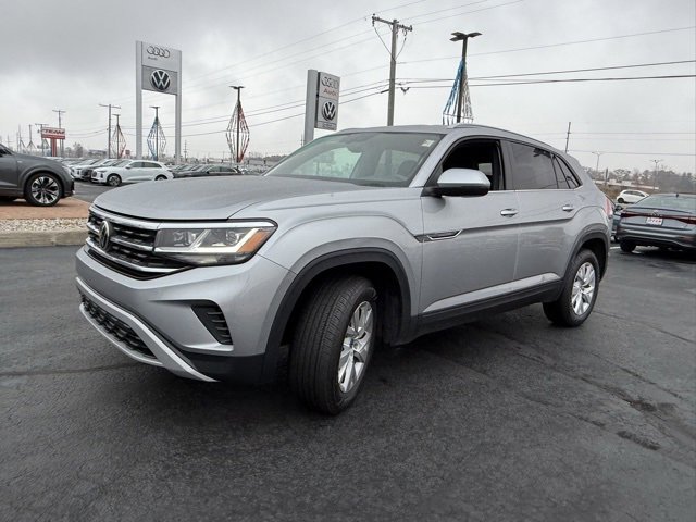 Used 2020 Volkswagen Atlas Cross Sport S image 3