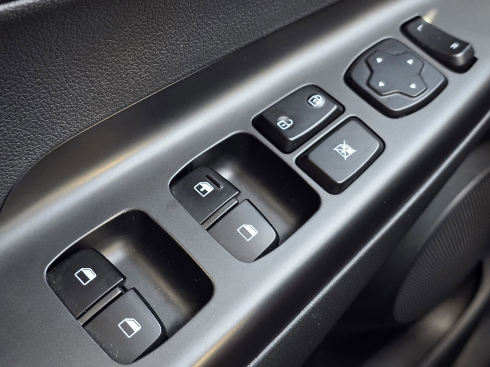 Certified 2022 Hyundai Kona SEL image 27