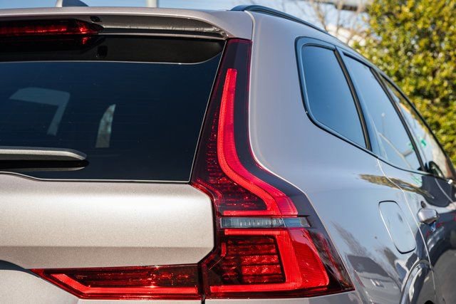New 2026 Volvo XC60 B5 Plus w/ Climate Package image 7