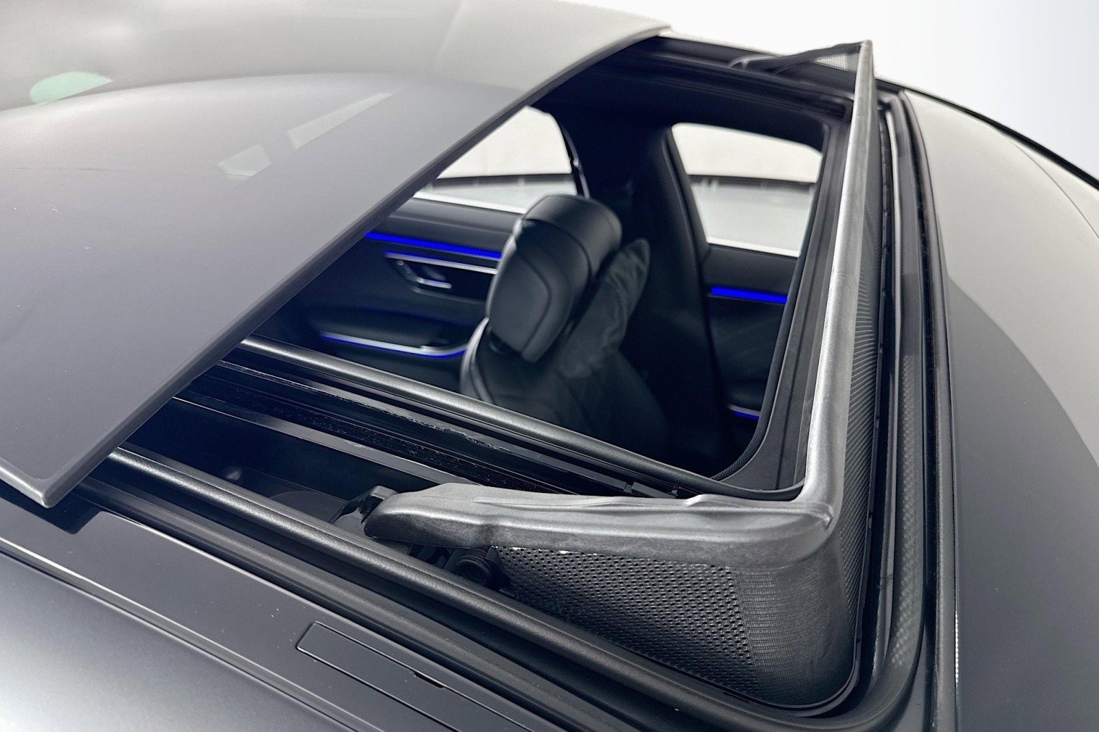 New 2026 Mercedes-Benz S 580 4MATIC Sedan image 21