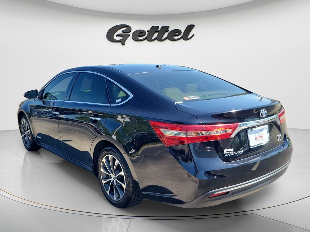Used 2017 Toyota Avalon XLE Plus w/ Carpet Mat Package FWD image 7
