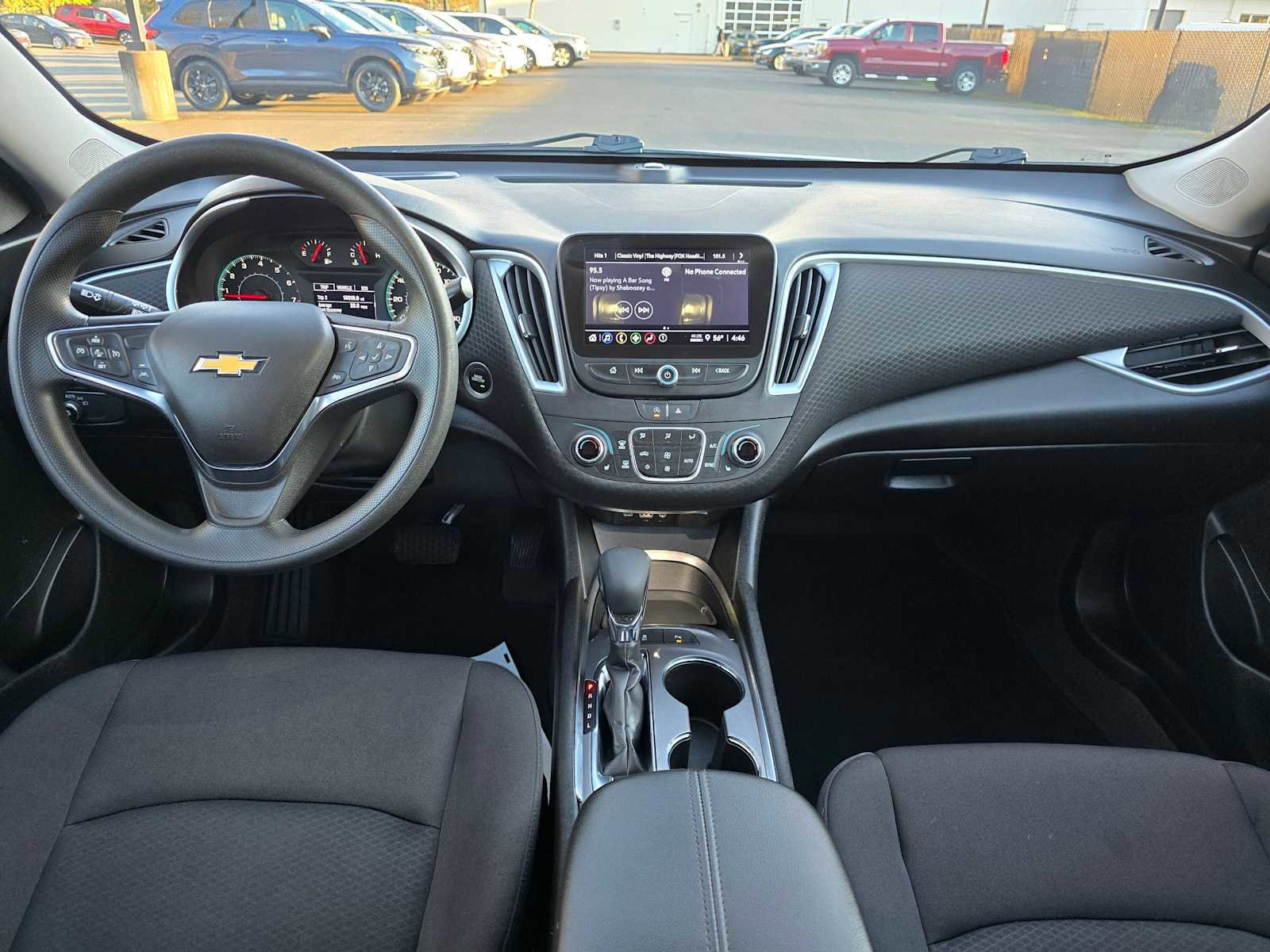 Used 2024 Chevrolet Malibu LT image 35