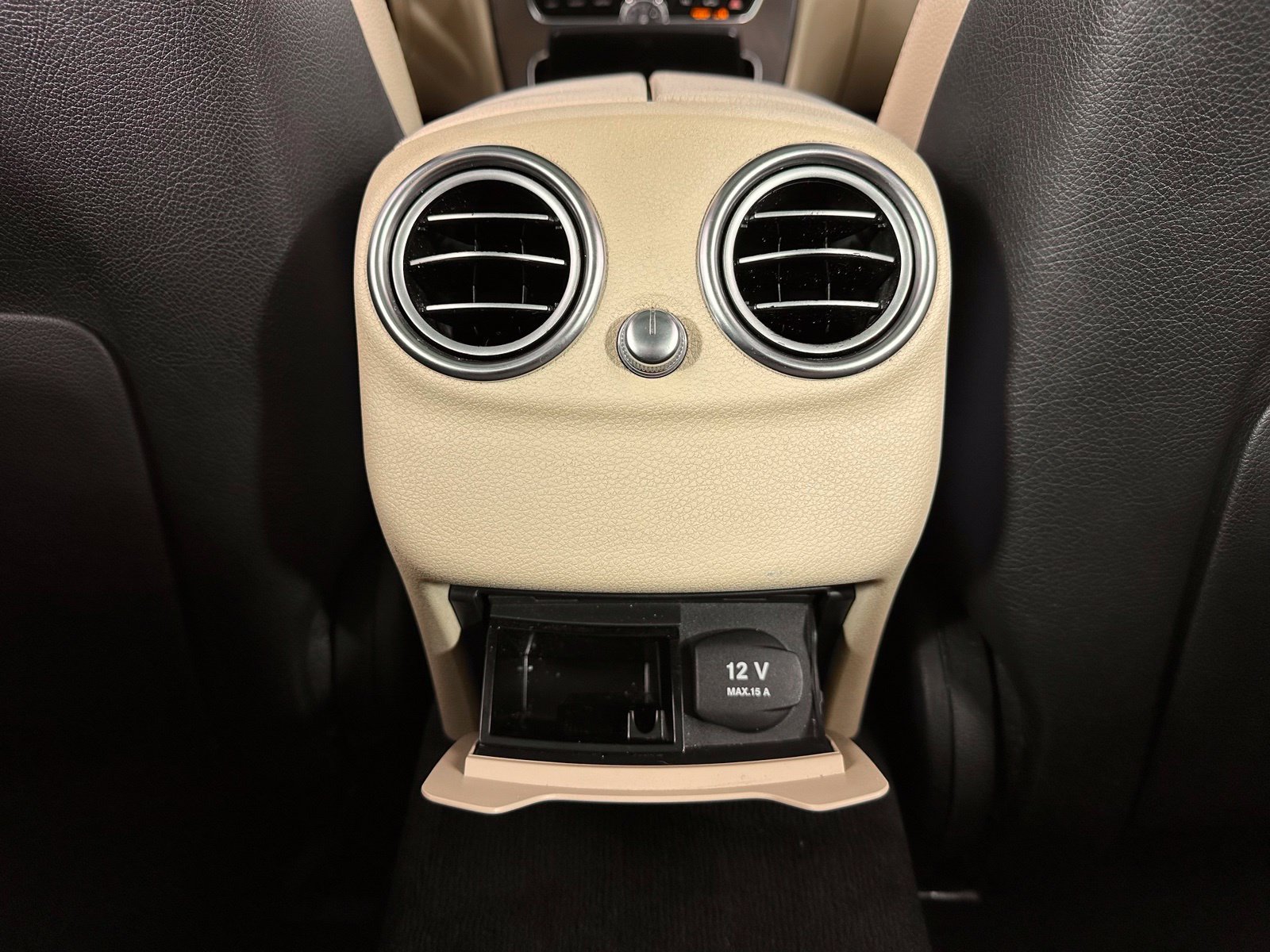 Used 2019 Mercedes-Benz C 300 Sedan image 29