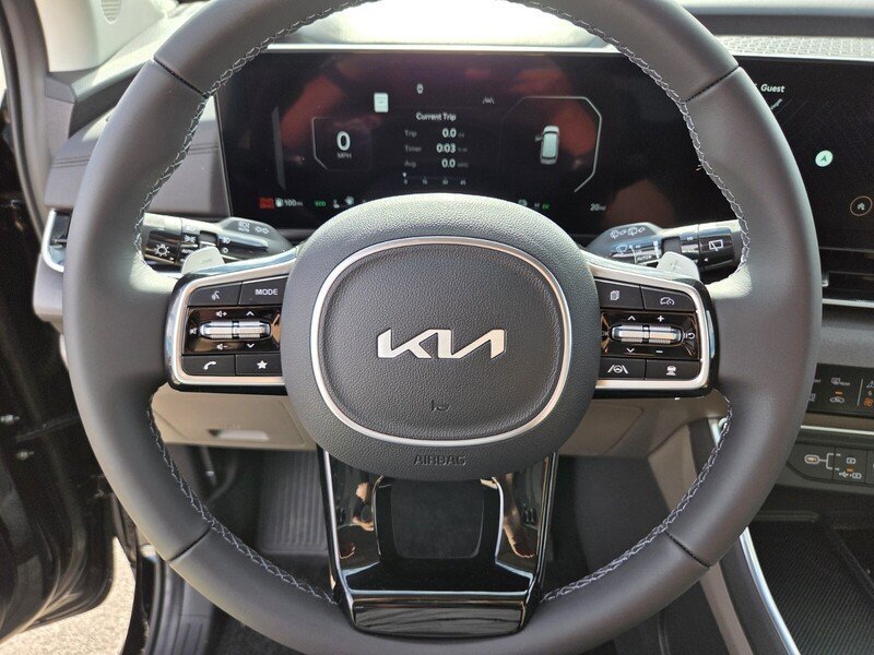 New 2026 Kia Carnival SX FWD image 12