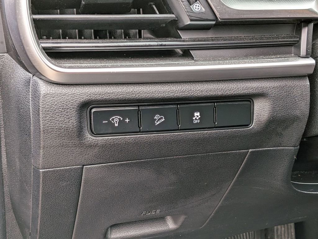 Used 2023 Kia Telluride S image 15