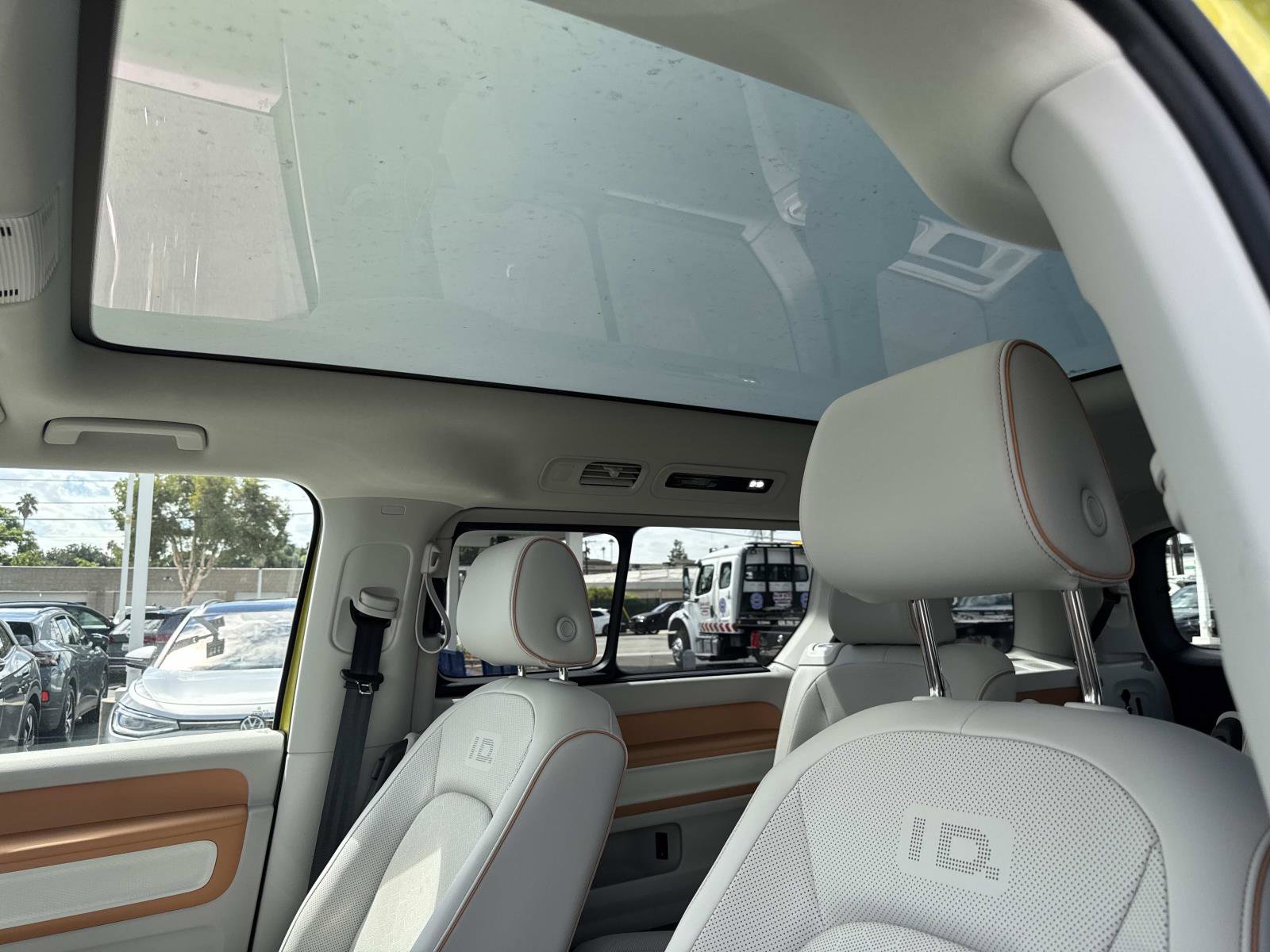 New 2025 Volkswagen ID. Buzz Pro S Plus image 14