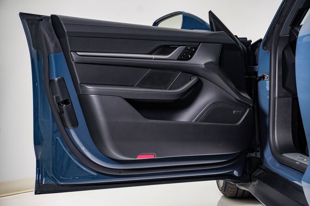 New 2026 Porsche Taycan 4S AWD/4WD image 25