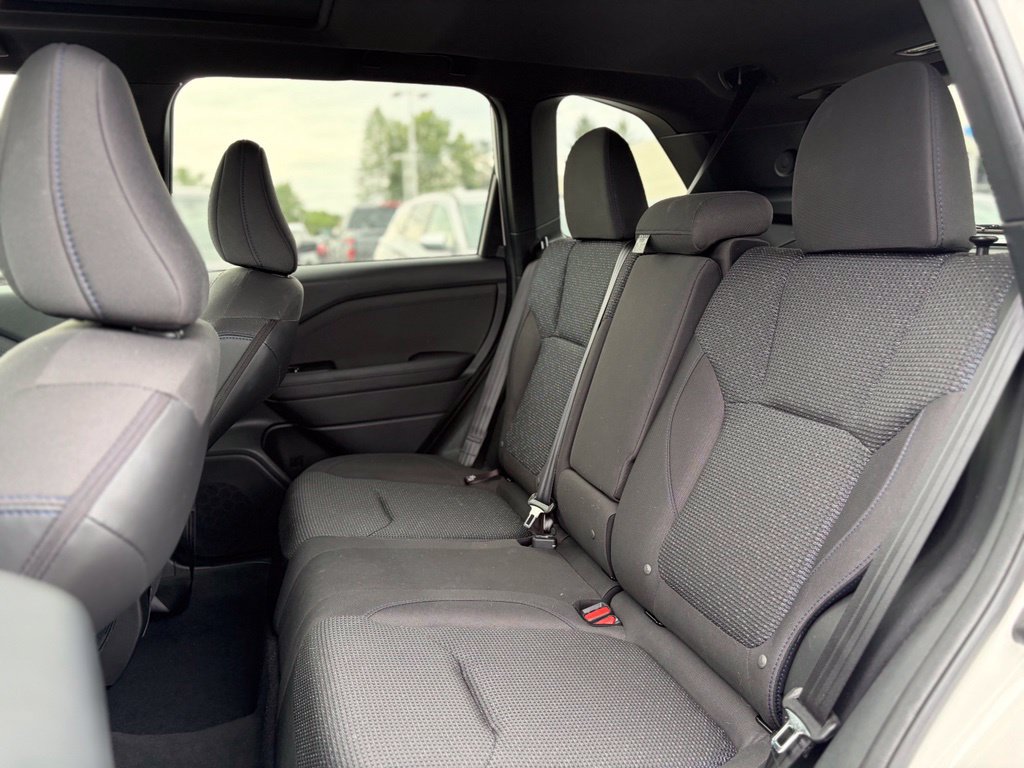 Used 2025 Subaru Forester Premium AWD/4WD image 12