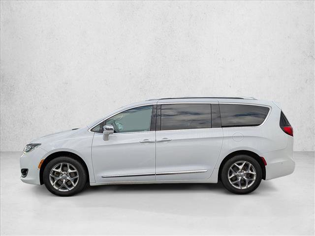 Used 2017 Chrysler Pacifica Limited w/ Advanced Safetytec Group image 9