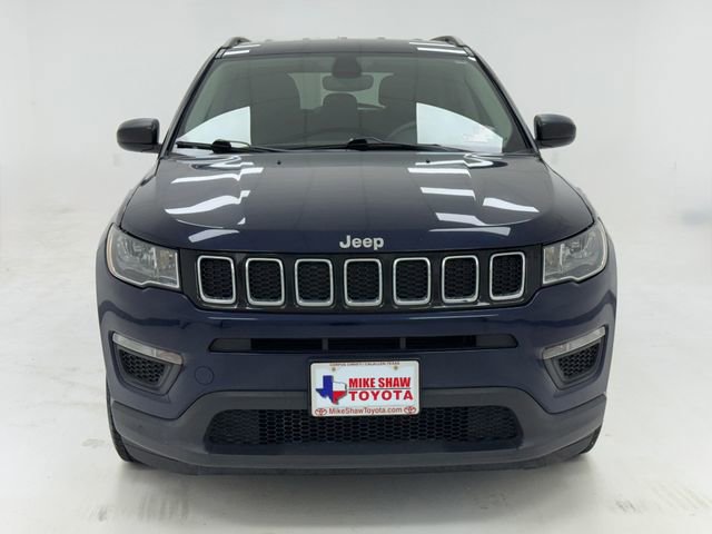Used 2020 Jeep Compass Sport image 3