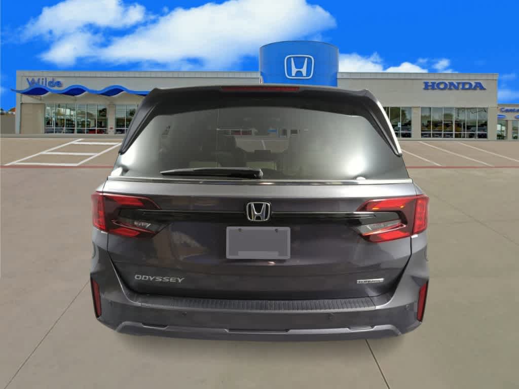 New 2026 Honda Odyssey Touring image 3